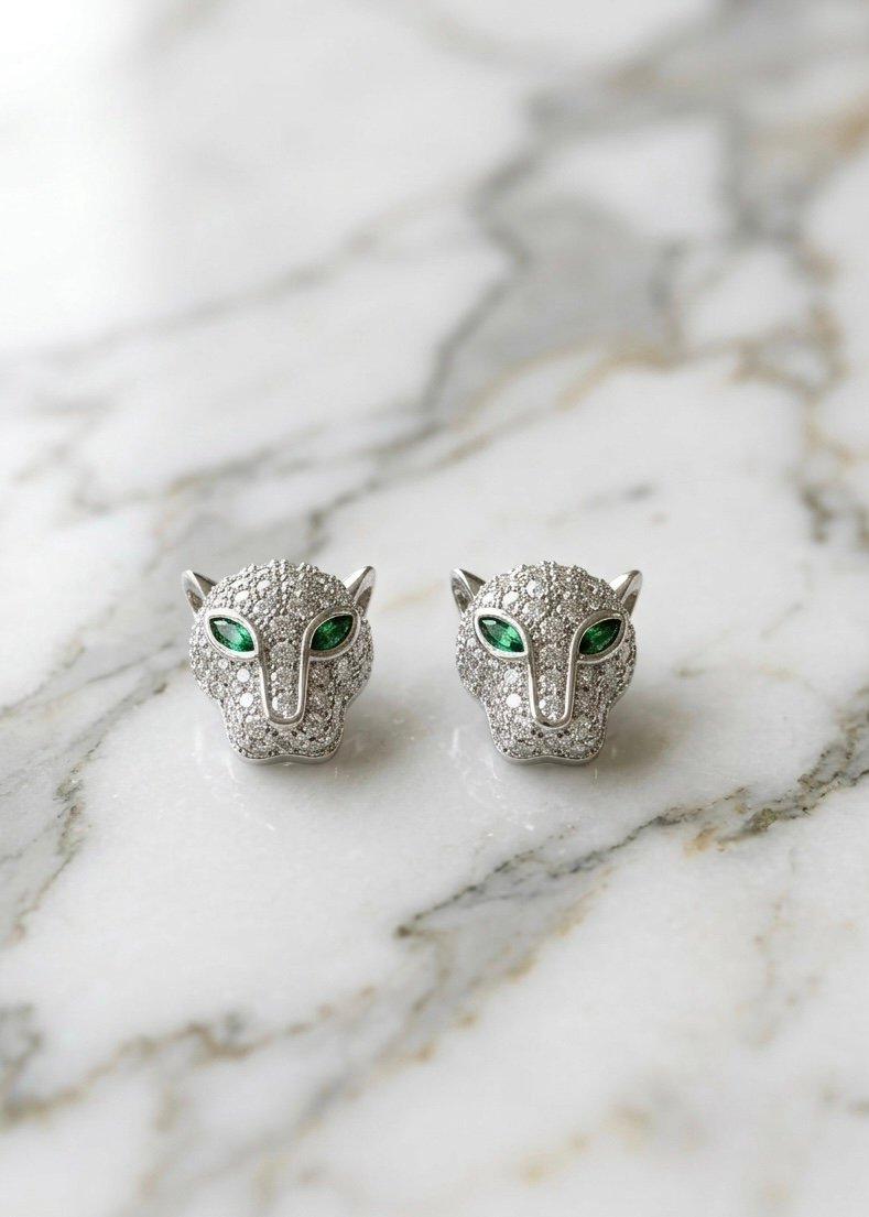 PENDIENTES DE BOTÓN
 JAGUAR SILVER